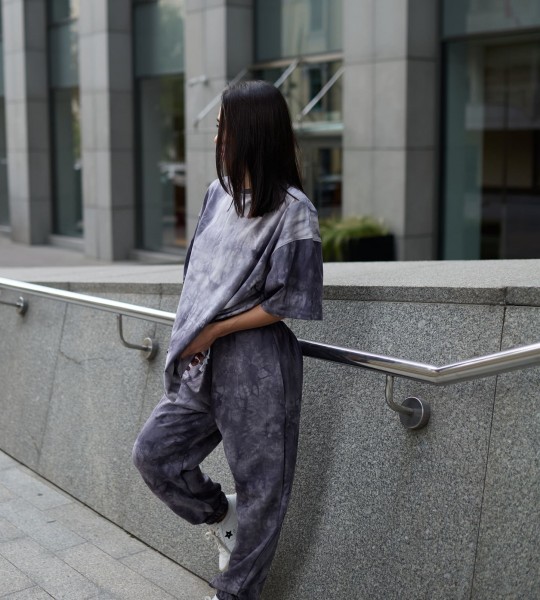 Футболка Tie-Dye Breeze Фіолетова | Showroom By Nona — зображення 3